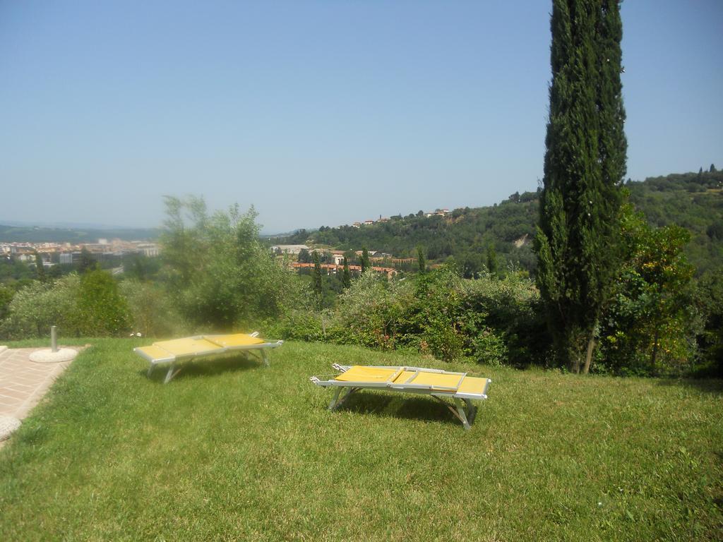 Tenuta Il Tresto ปอจจิบองซี ภายนอก รูปภาพ